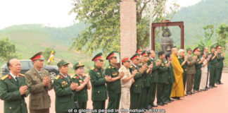 TRANG SỬ VÀNG NƠI RỪNG THIÊNG YÊN TỬ trang-su-vang-noi-rung-thieng-yen-tu